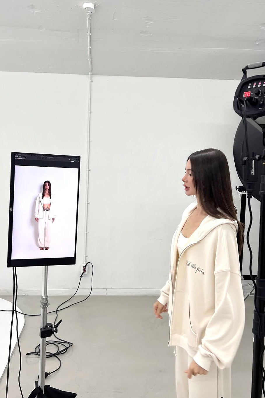 Rule The Field "73" Hoodie Zip Up